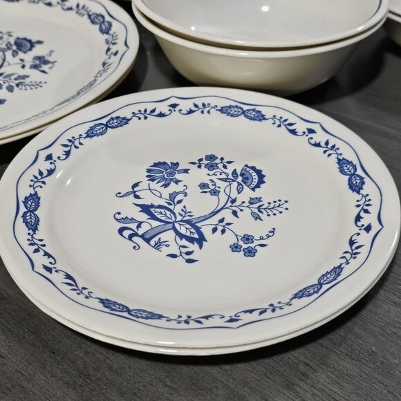 2 Corelle Blue Onion Floral Set tan plates & bowls 5-piece place setting - Picture 8 of 16